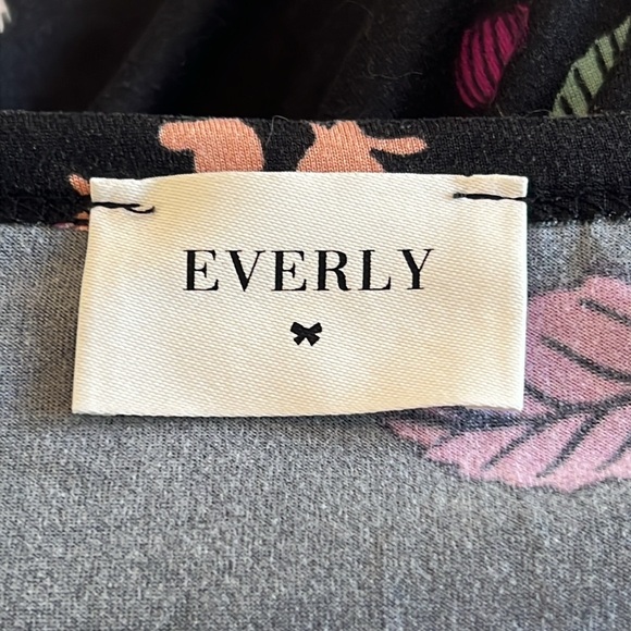 Everly Floral Flowers Long Sleeve Dress Stretch Womens Large - Picture 9 of 10